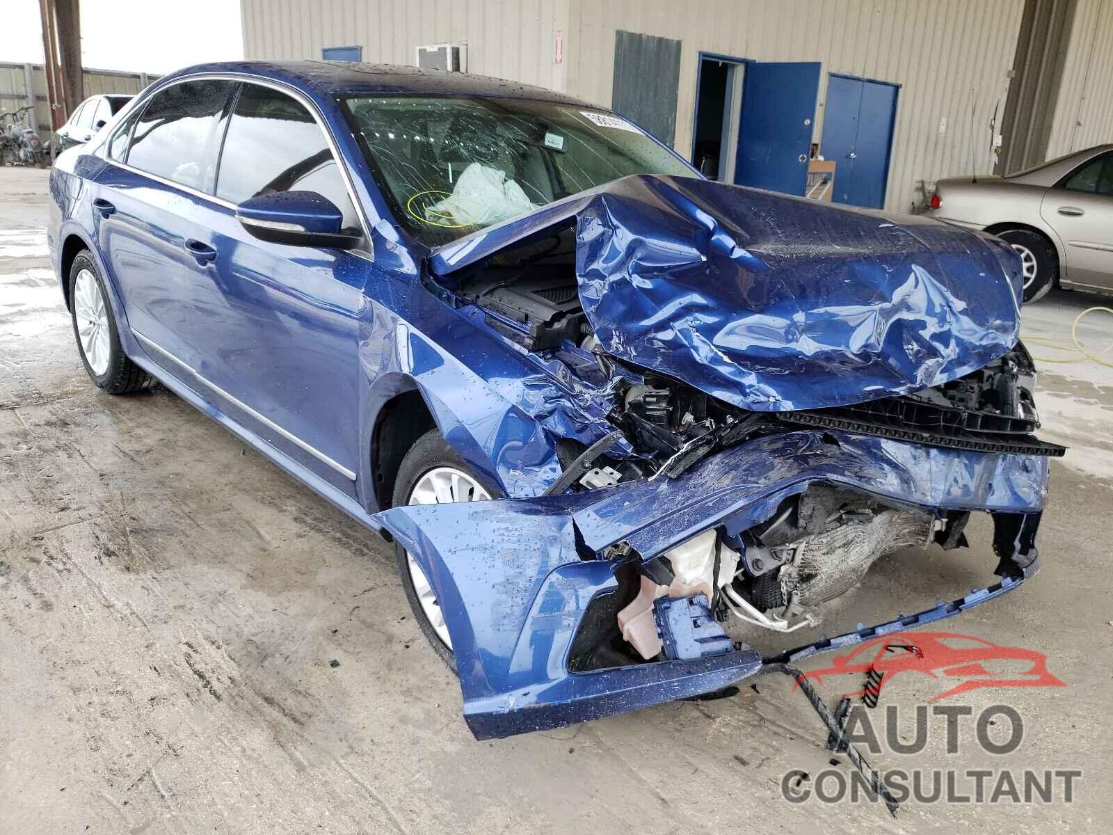 VOLKSWAGEN PASSAT 2017 - 1VWBT7A3XHC074874