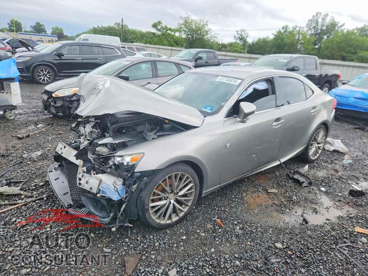LEXUS IS 2014 - JTHCF1D21E5000742