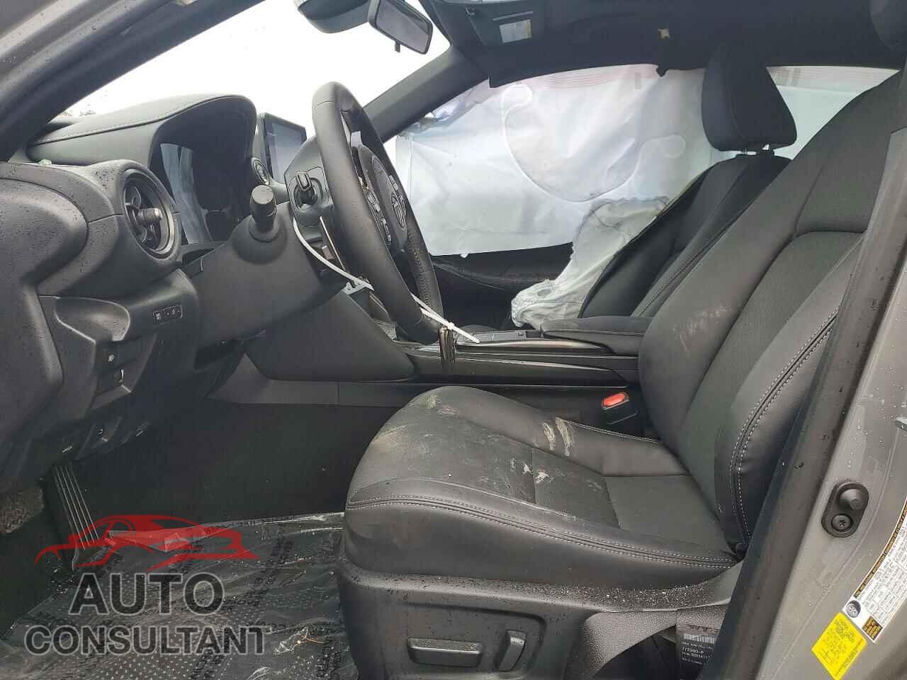 LEXUS IS 2025 - JTHBZ1B23S5091238