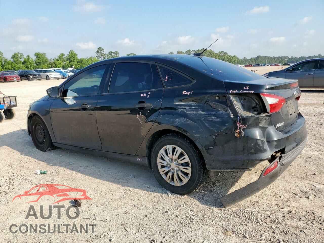 FORD FOCUS 2013 - 1FADP3E24DL352596