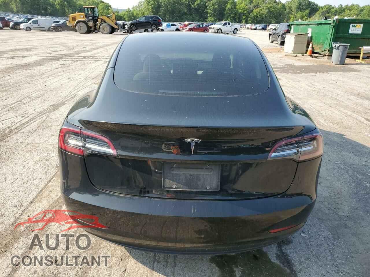 TESLA MODEL 3 2021 - 5YJ3E1EA0MF964045