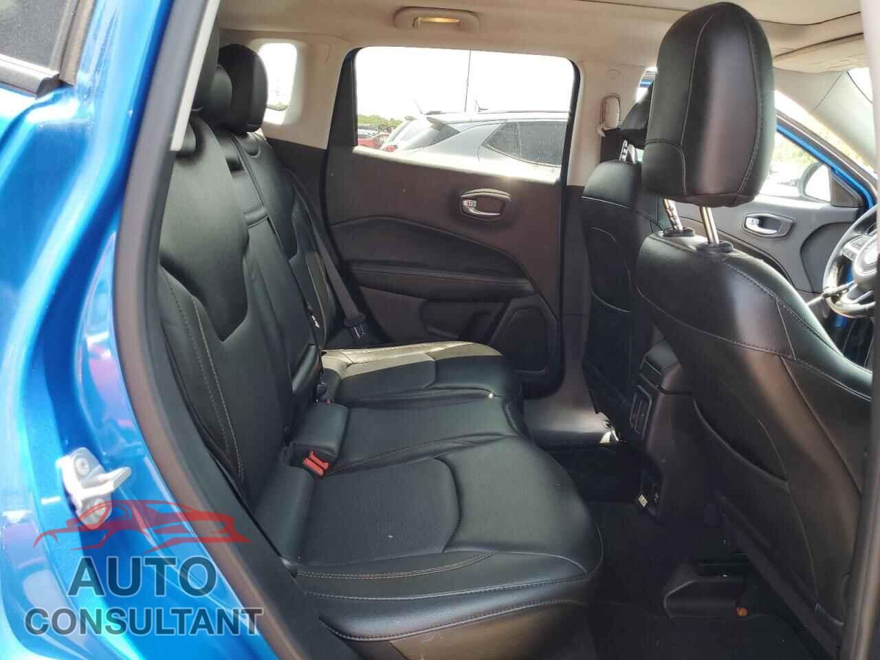 JEEP COMPASS 2018 - 3C4NJDCB1JT435332