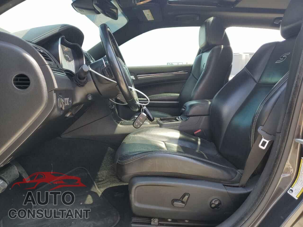 CHRYSLER 300 2021 - 2C3CCABG9MH558391