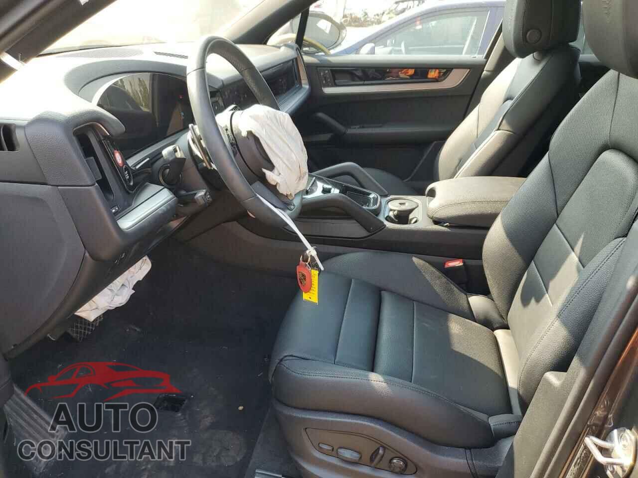 PORSCHE CAYENNE 2024 - WP1AA2AY5RDA04955