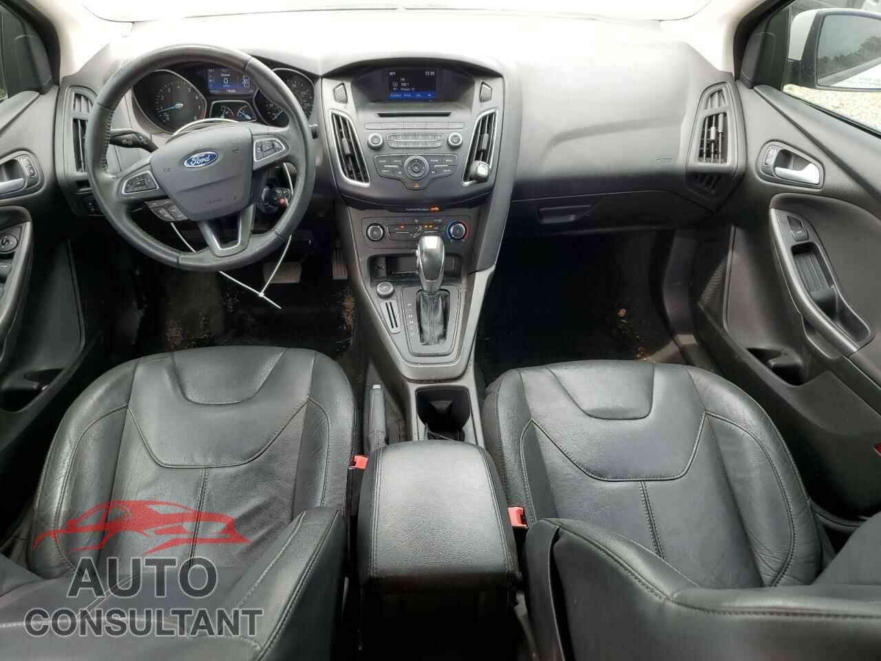 FORD FOCUS 2016 - 1FADP3F26GL287849