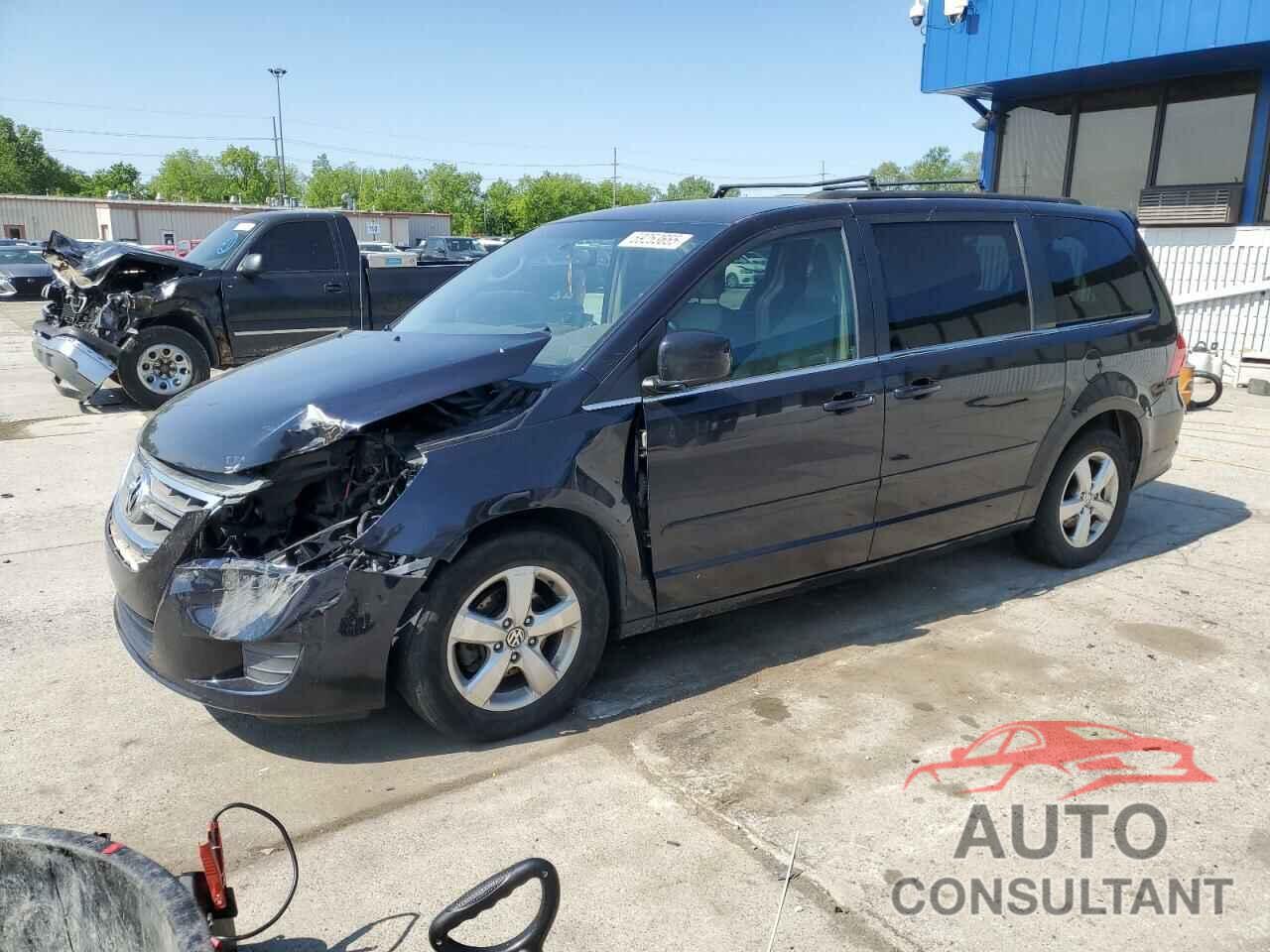 VOLKSWAGEN ROUTAN 2011 - 2V4RW3DG1BR626069
