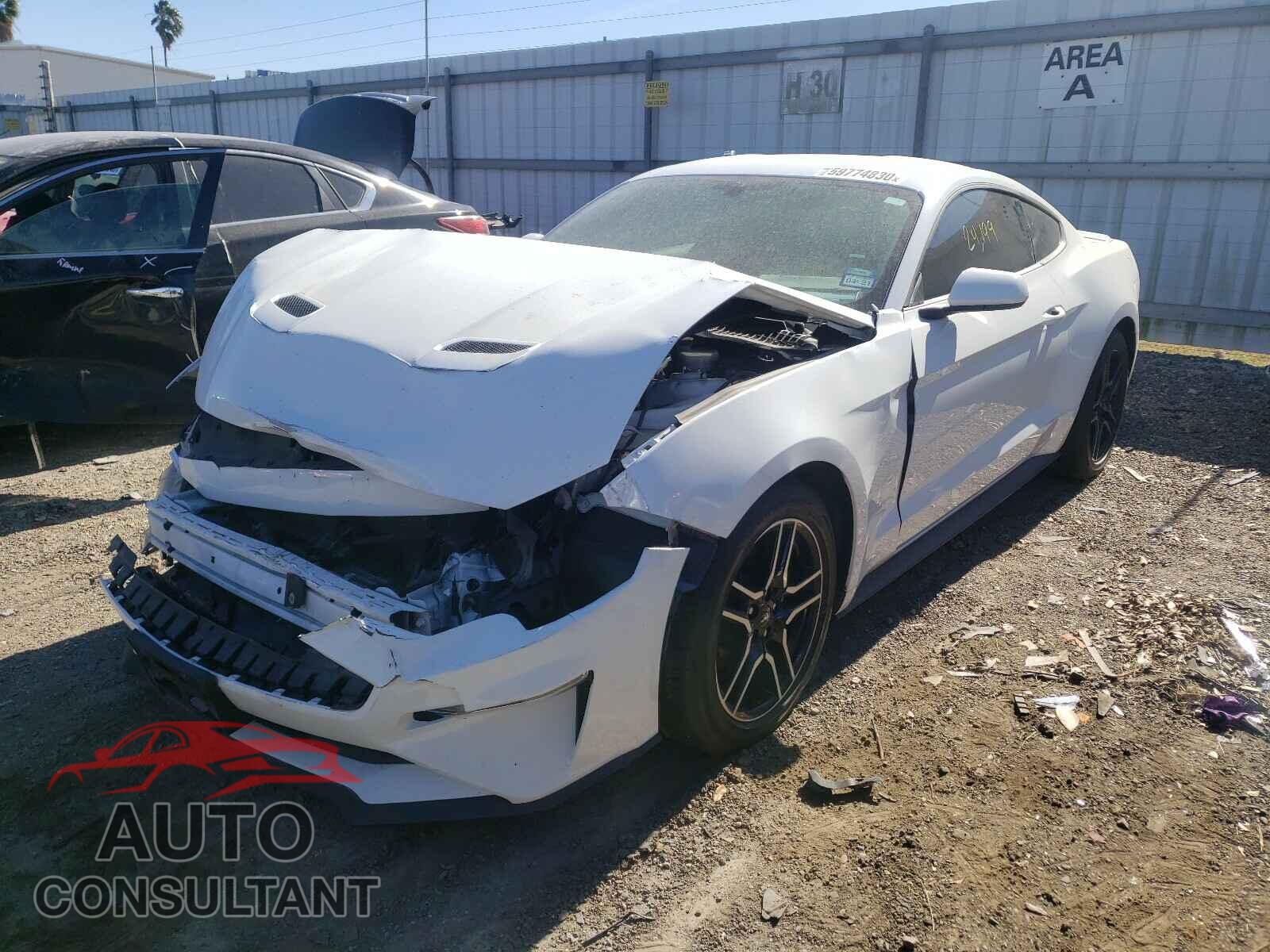 FORD MUSTANG 2019 - 1FA6P8TH4K5157774