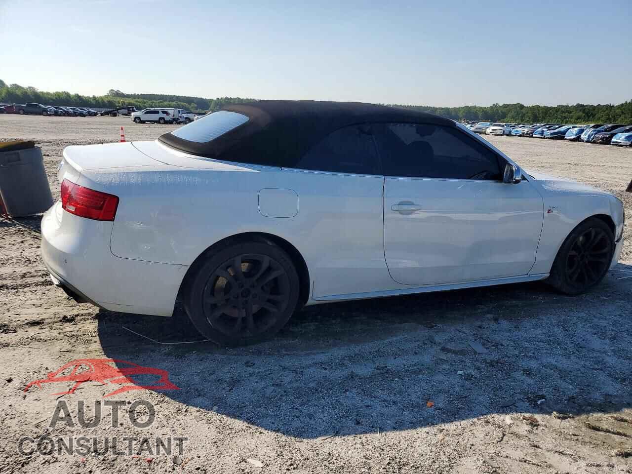 AUDI S5/RS5 2013 - WAUVGAFH3DN003193