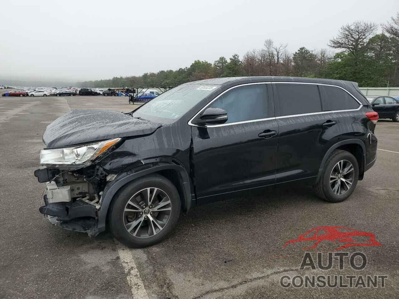 TOYOTA HIGHLANDER 2018 - 5TDBZRFH3JS871179
