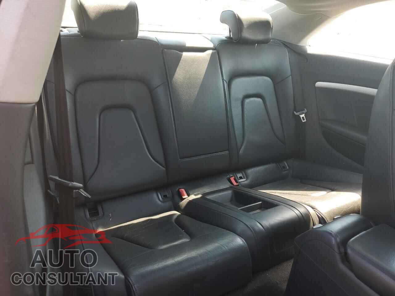 AUDI A5 2011 - WAULFAFR2BA086039