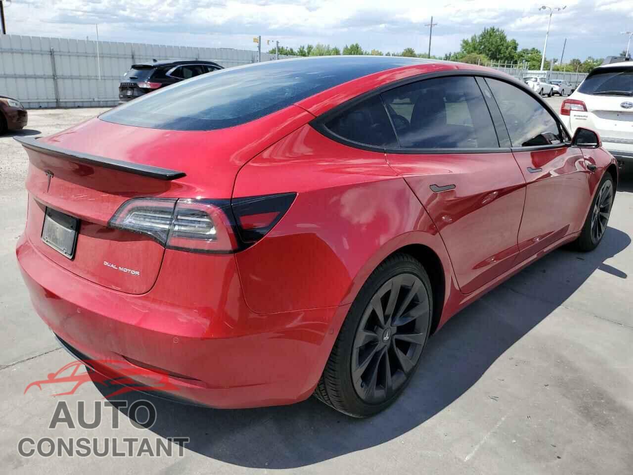 TESLA MODEL 3 2021 - 5YJ3E1EB8MF902692