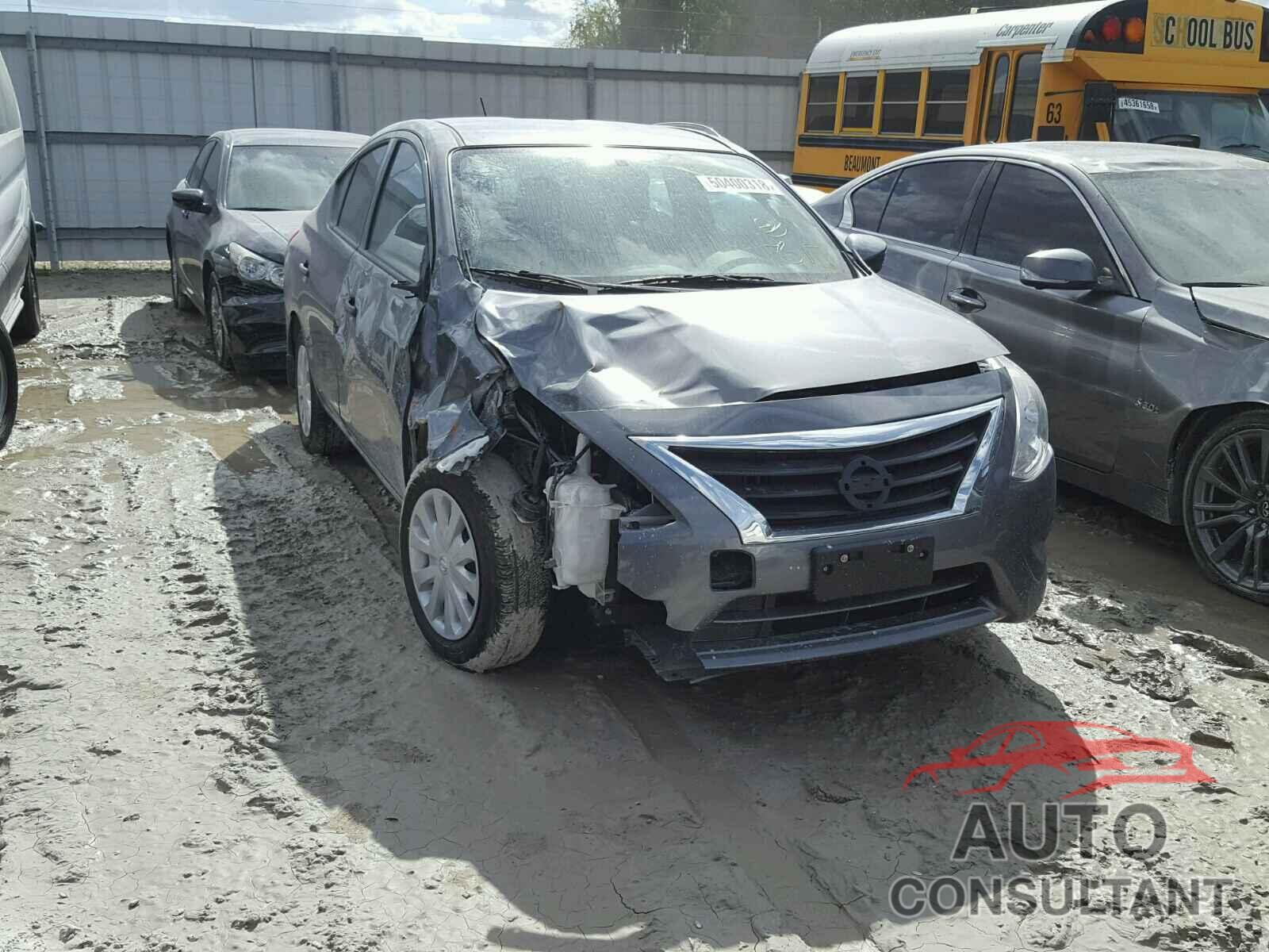 NISSAN VERSA 2018 - 3N1CN7AP3JL816016