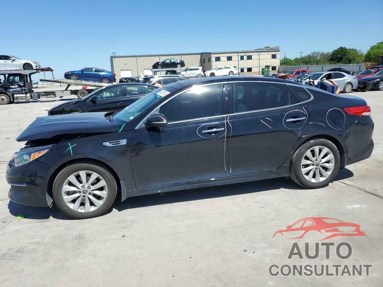 KIA OPTIMA 2018 - 5XXGU4L36JG185333