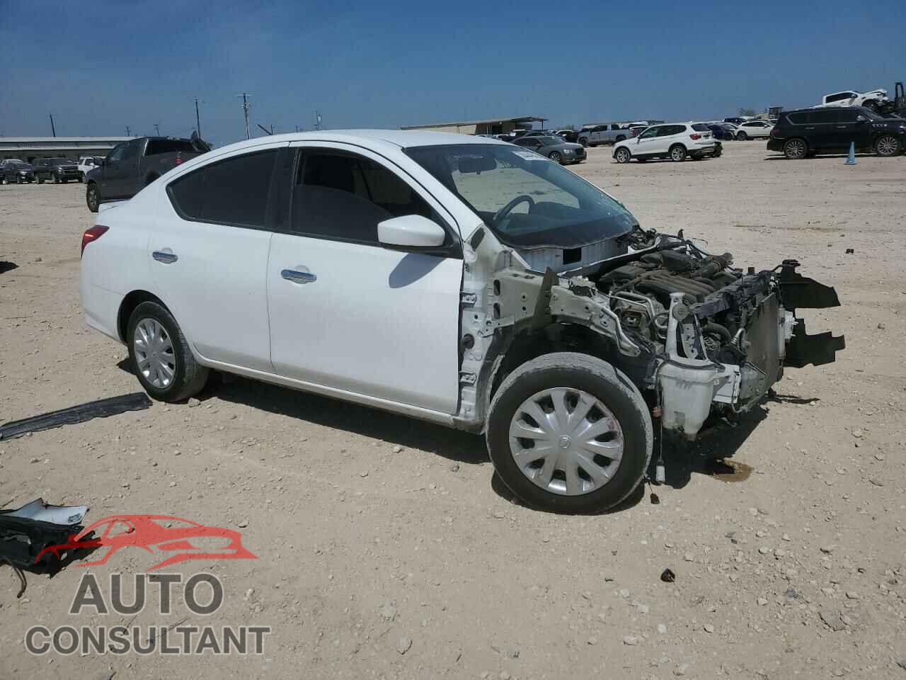 NISSAN VERSA 2019 - 3N1CN7AP3KL870661
