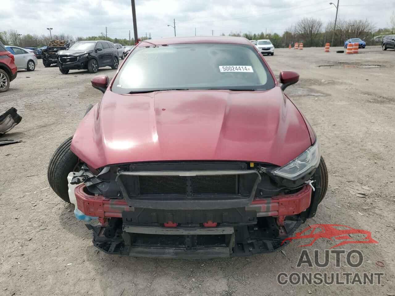 FORD FUSION 2018 - 3FA6P0G77JR181324