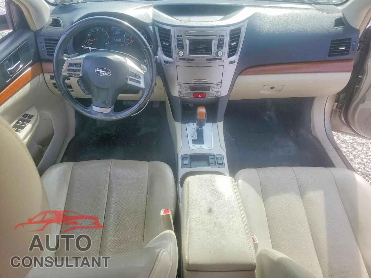 SUBARU OUTBACK 2014 - 4S4BRBLC7E3318358