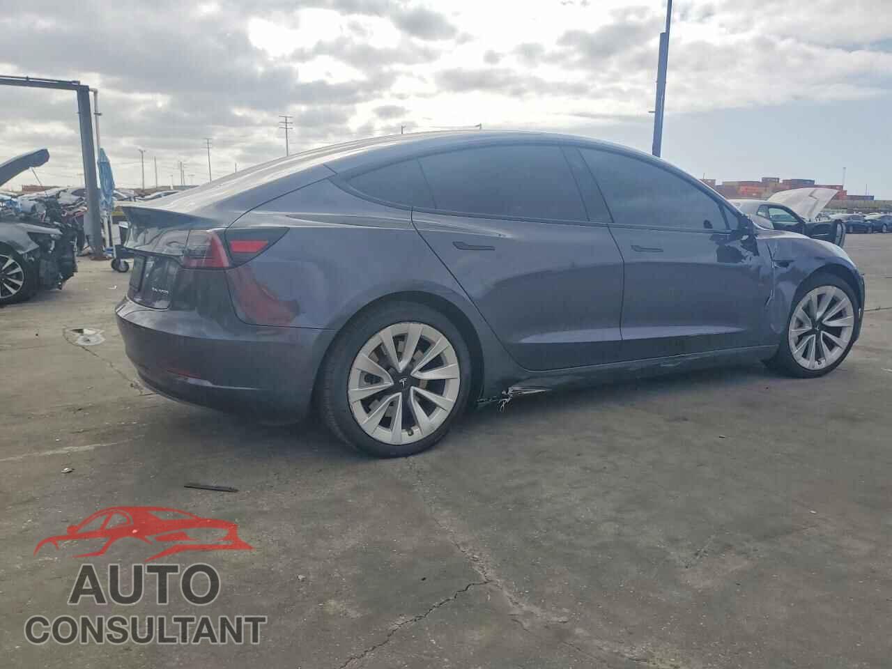 TESLA MODEL 3 2022 - 5YJ3E1EB8NF354985