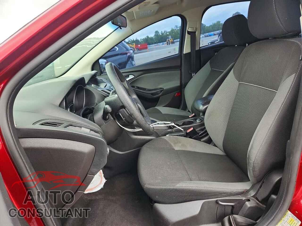 FORD FOCUS 2013 - 1FADP3F25DL174468