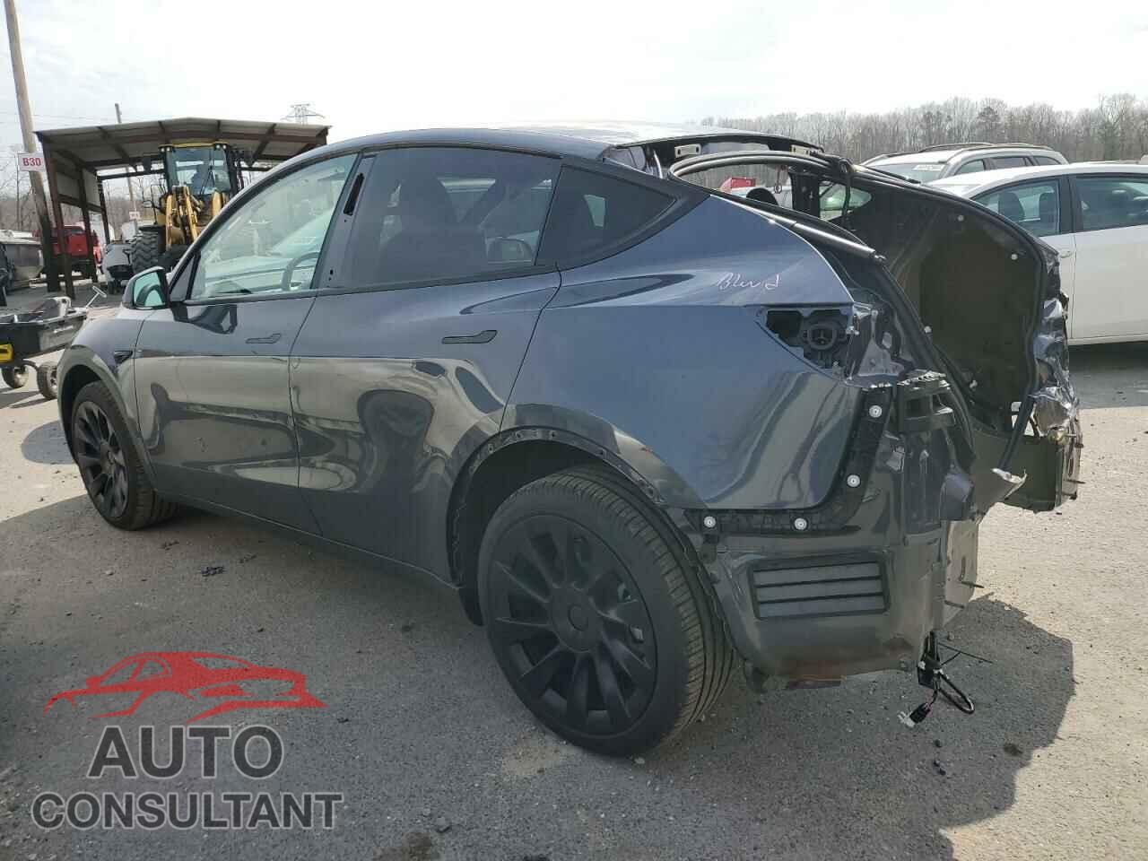 TESLA MODEL Y 2023 - 7SAYGDEE3PF873931
