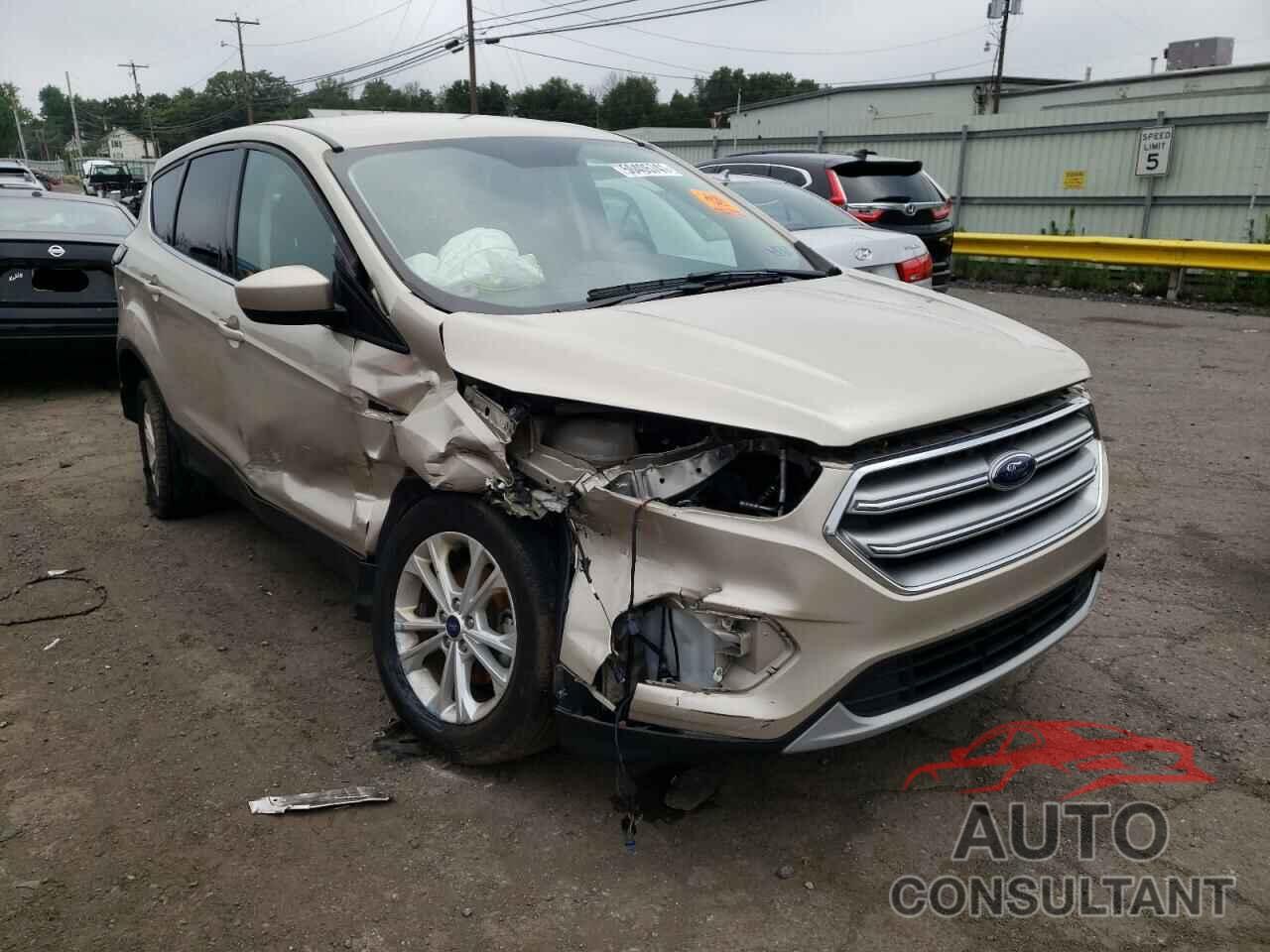 FORD ESCAPE 2017 - 1FMCU0GD6HUE63058