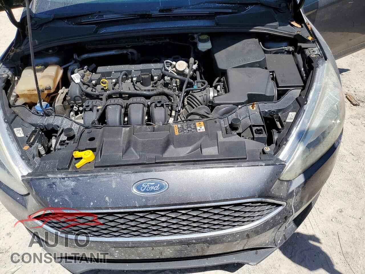 FORD FOCUS 2017 - 1FADP3F27HL267921