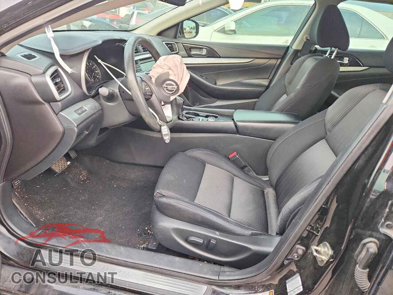 NISSAN MAXIMA 2016 - 1N4AA6AP2GC900090