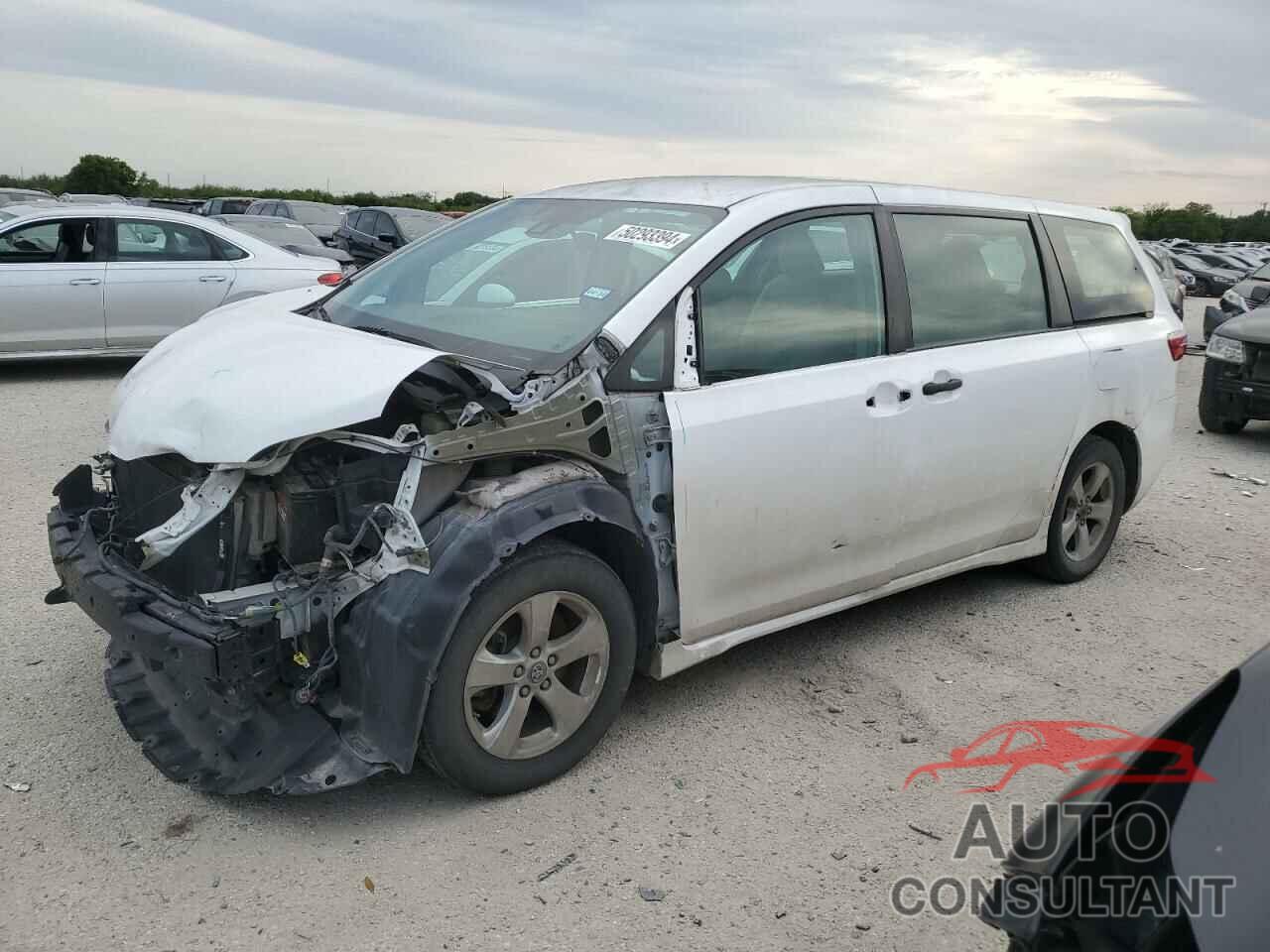 TOYOTA SIENNA 2018 - 5TDZZ3DC0JS908918