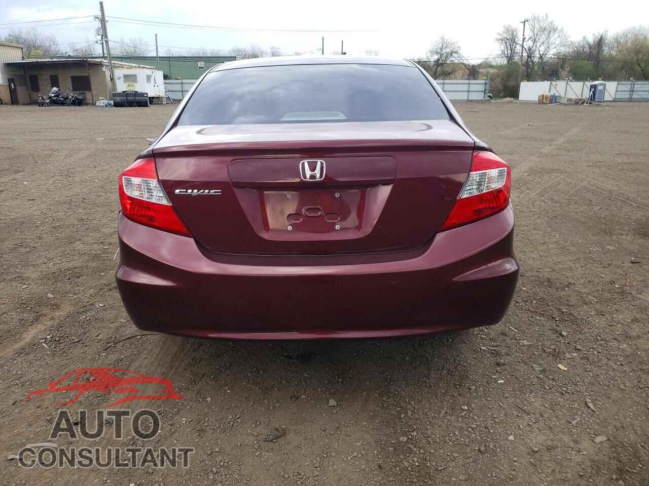 HONDA CIVIC 2012 - 2HGFB2F55CH553733