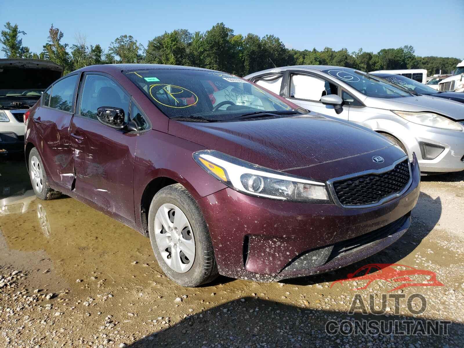 KIA FORTE 2018 - 3KPFK4A74JE228924