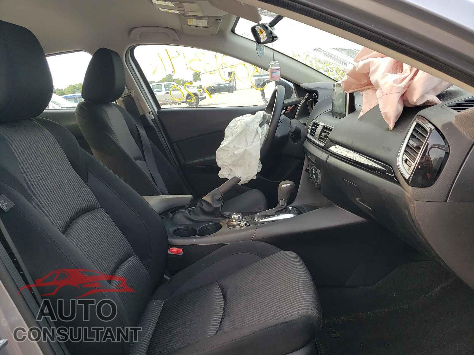 MAZDA 3 2016 - JM1BM1U7XG1279505