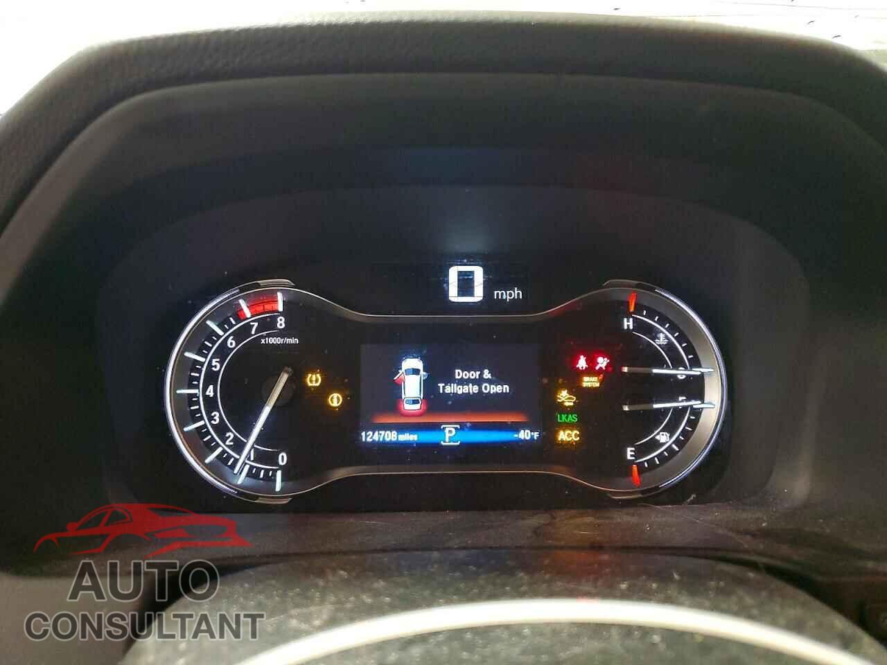 HONDA PILOT 2018 - 5FNYF6H96JB070077
