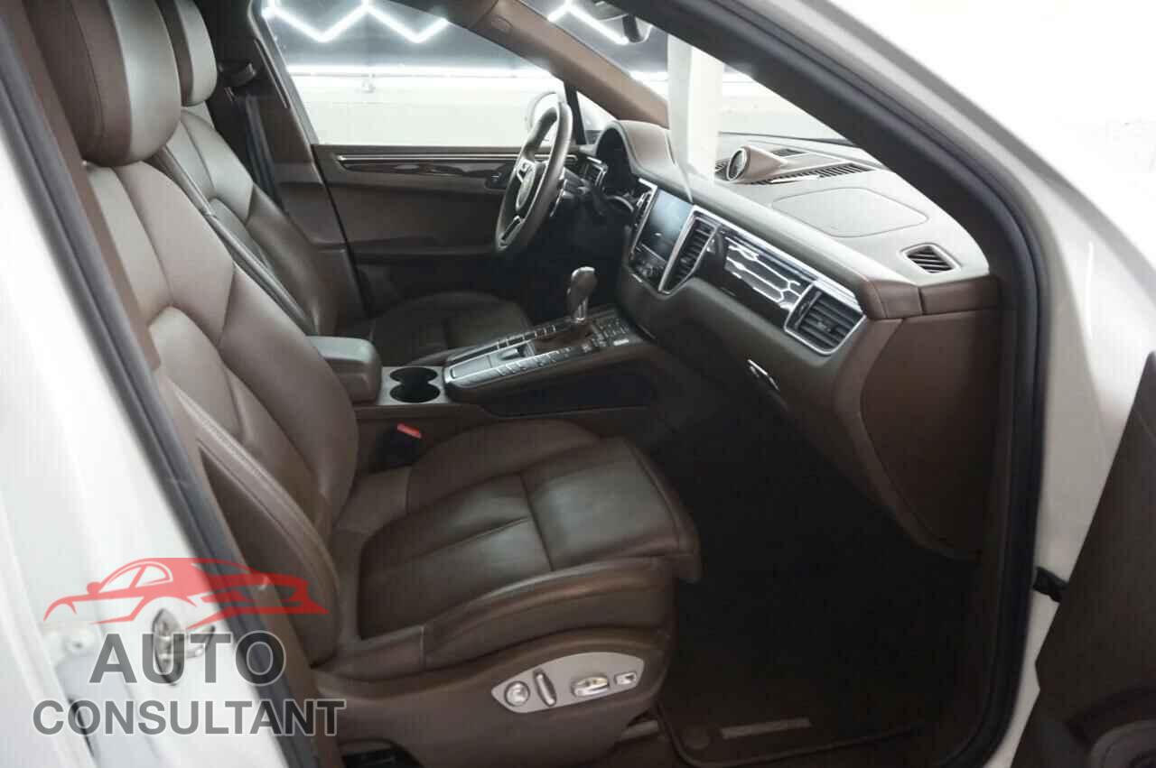 PORSCHE MACAN 2018 - WP1AA2A52JLB02714
