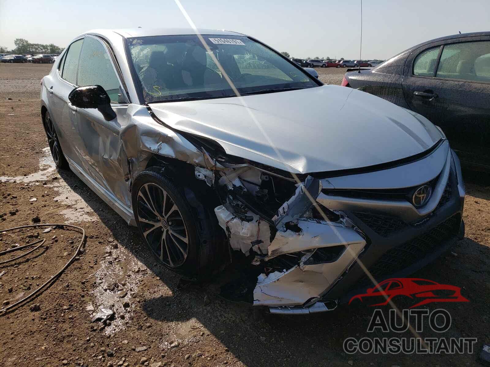 TOYOTA CAMRY 2018 - JTNB11HK0J3030595