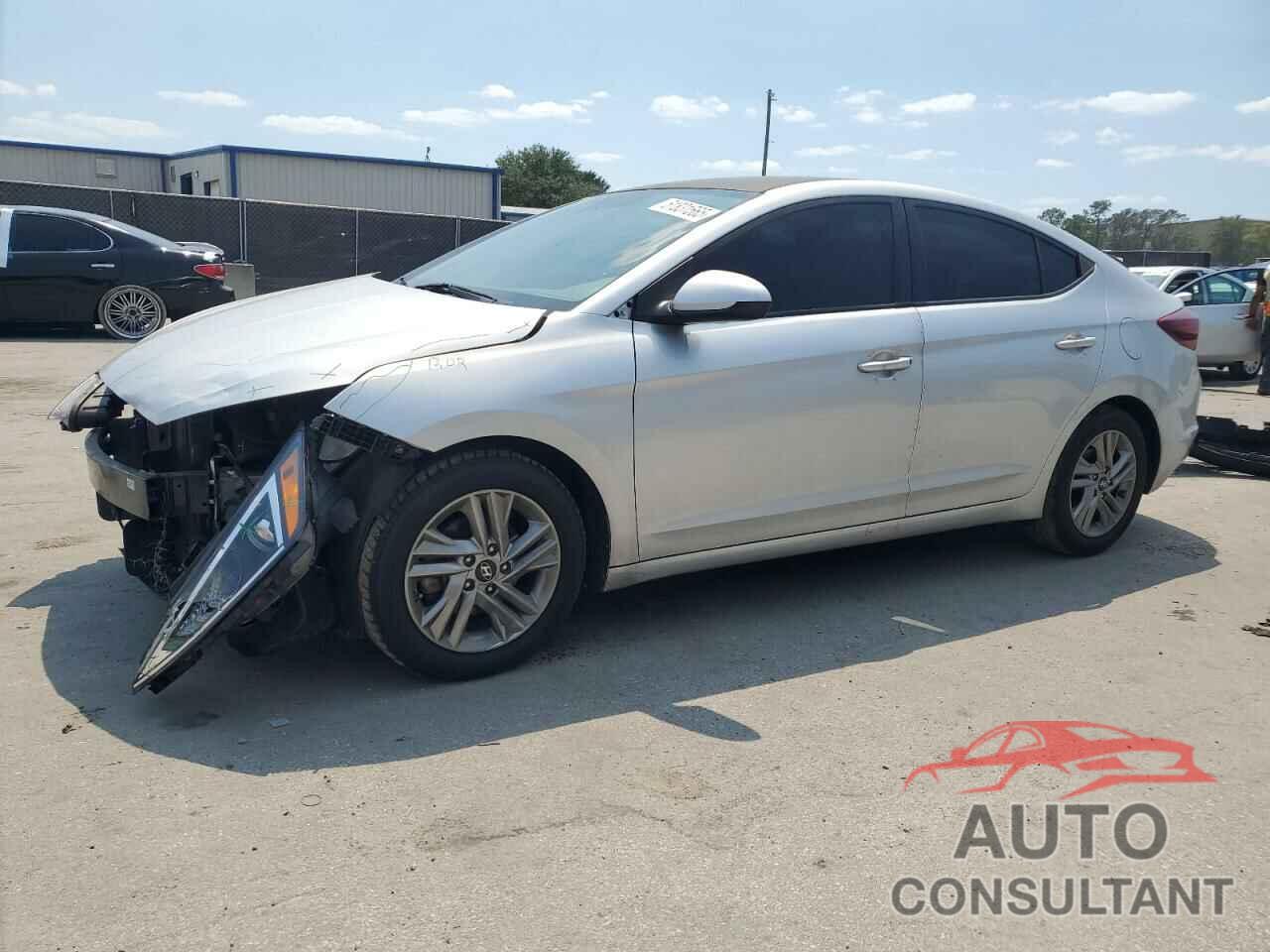 HYUNDAI ELANTRA 2019 - KMHD84LF3KU759136