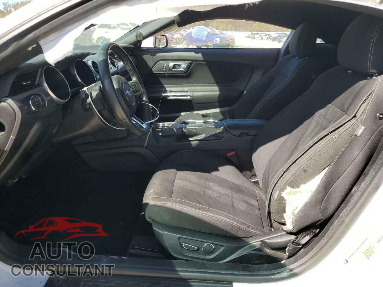 FORD MUSTANG 2019 - 1FA6P8CFXK5124549