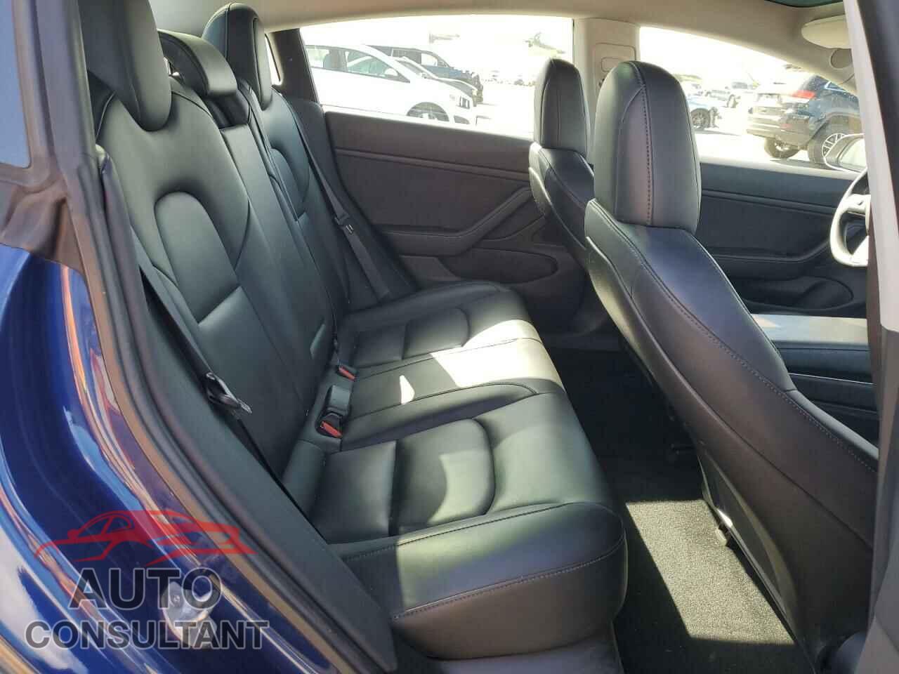 TESLA MODEL 3 2019 - 5YJ3E1EA0KF419721