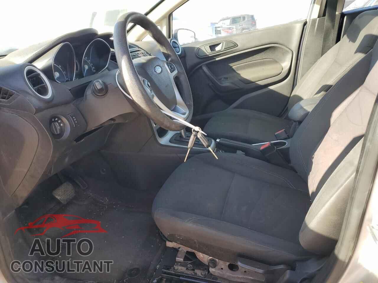 FORD FIESTA 2018 - 3FADP4EJ4JM123777