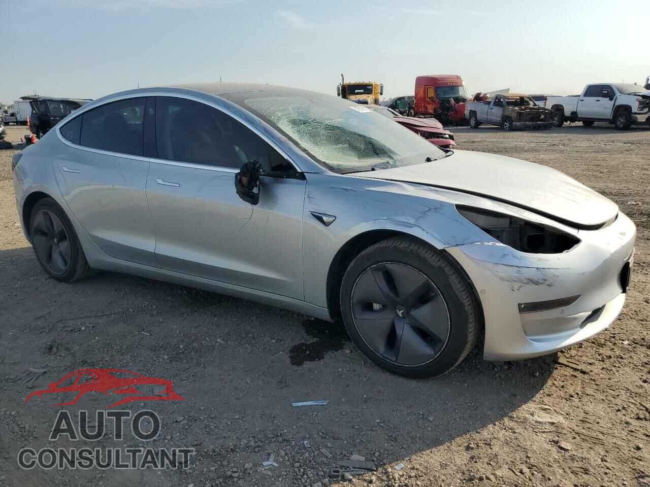 TESLA MODEL 3 2018 - 5YJ3E1EA3JF037536