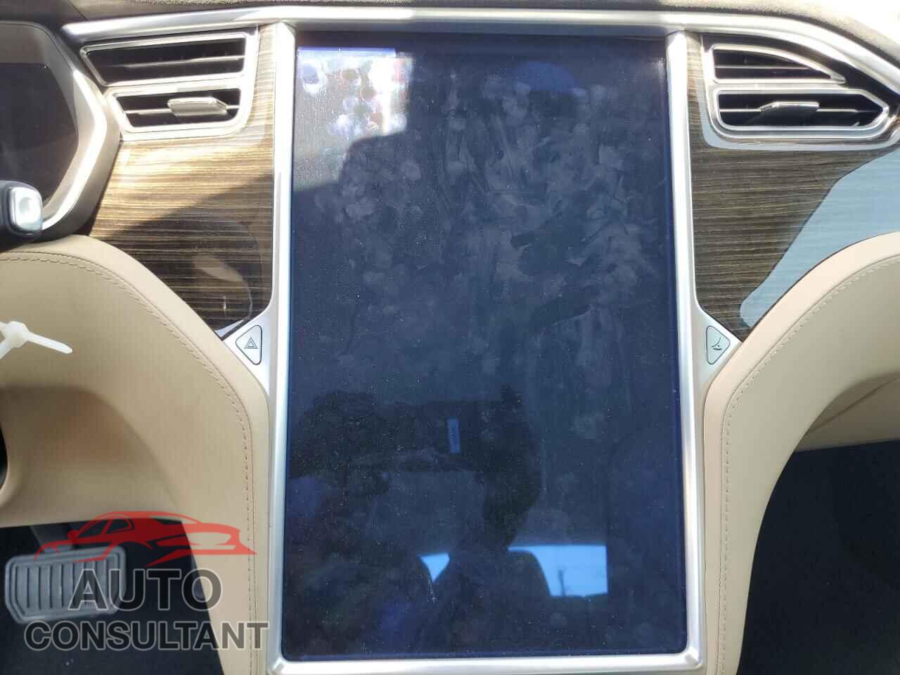 TESLA MODEL S 2014 - 5YJSA1H19EFP60266