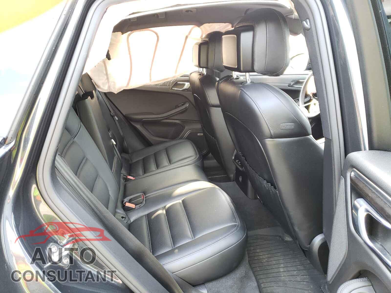 PORSCHE MACAN 2018 - WP1AG2A56JLB65491