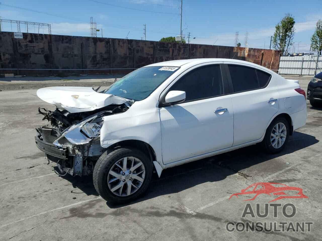 NISSAN VERSA 2017 - 3N1CN7AP1HL849137