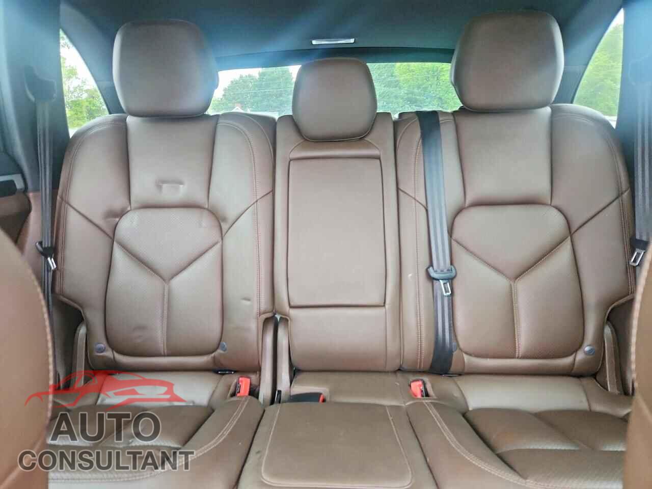 PORSCHE CAYENNE 2016 - WP1AB2A24GLA96216