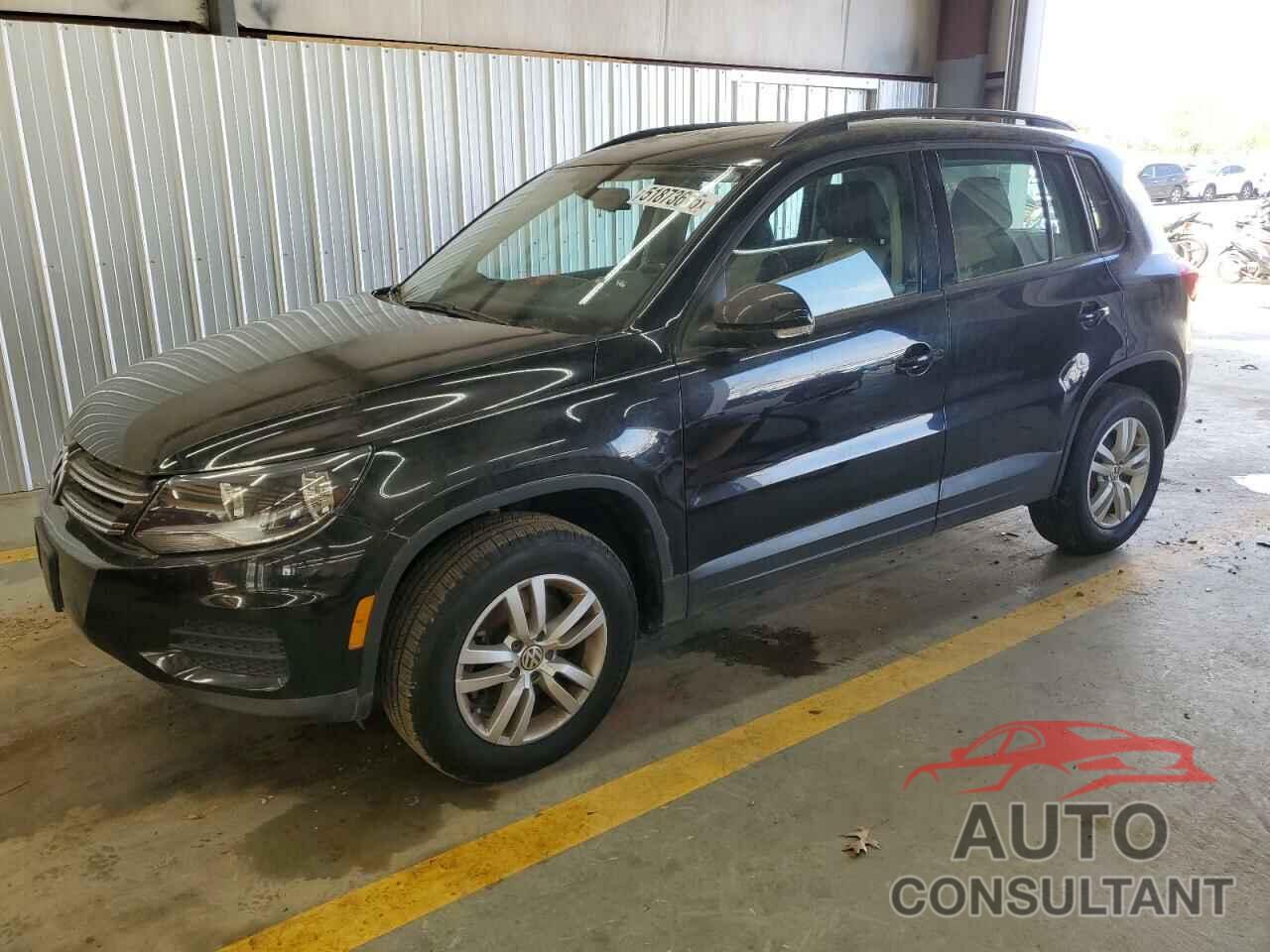 VOLKSWAGEN TIGUAN 2017 - WVGAV7AX1HK003656