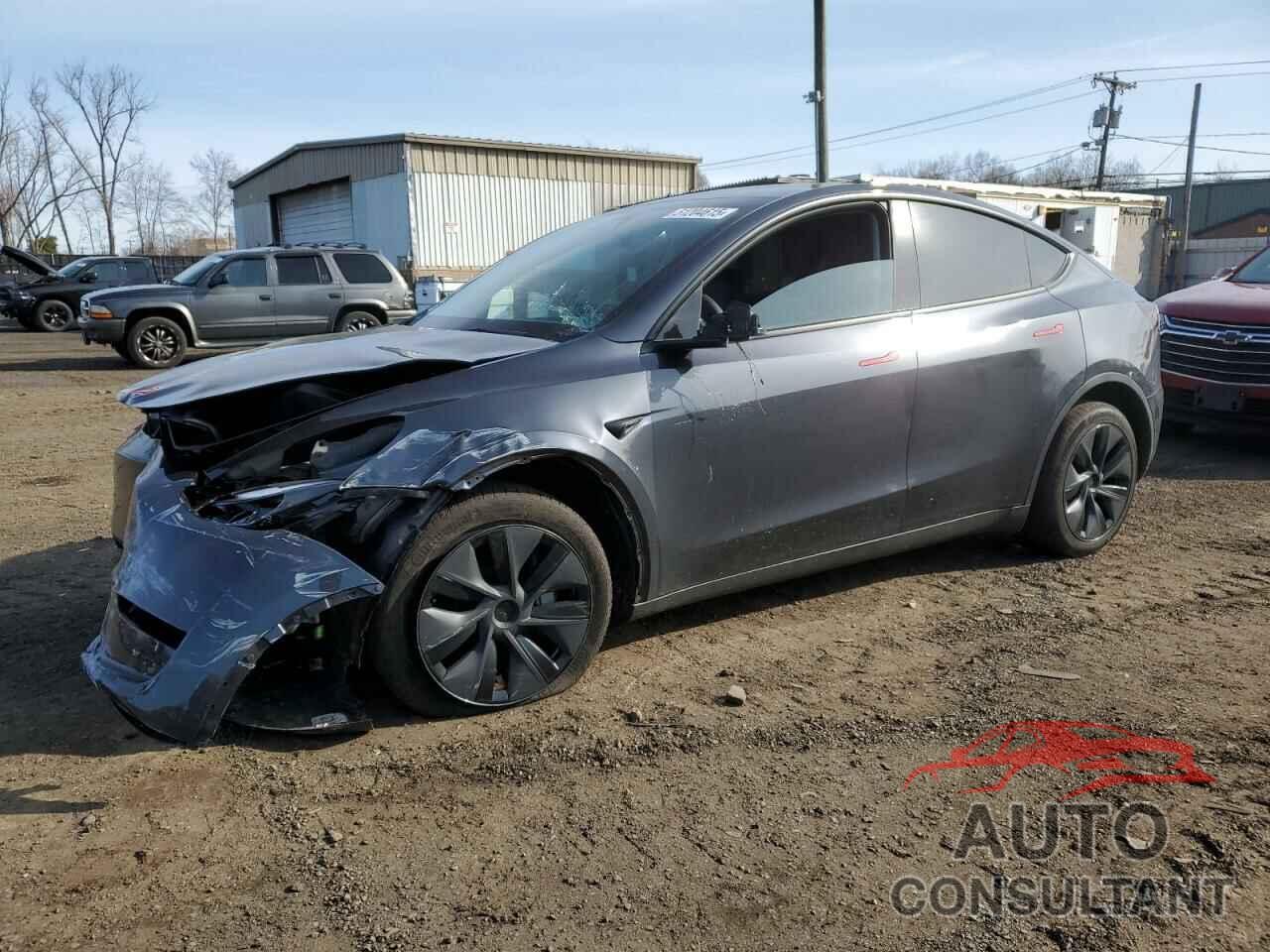 TESLA MODEL Y 2025 - 7SAYGDEE4SF291068