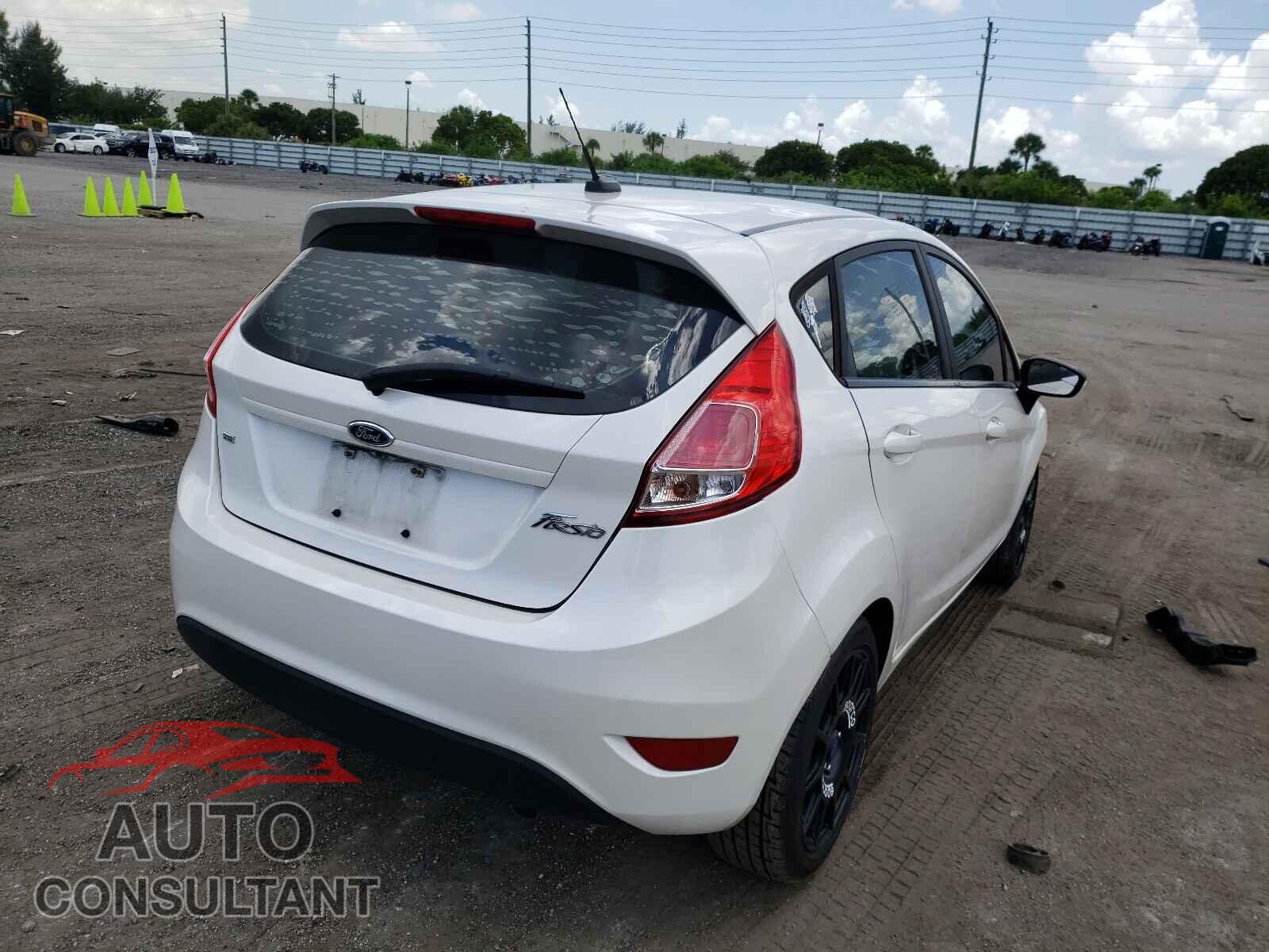 FORD FIESTA 2016 - 3FADP4EJ4GM142452