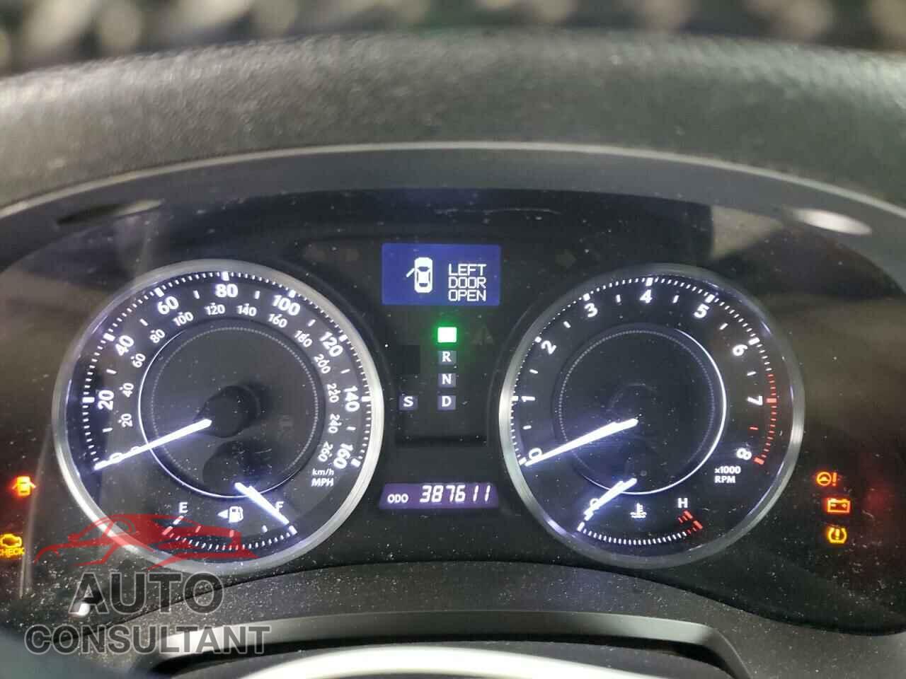 LEXUS IS 2013 - JTHFF2C21D2529113