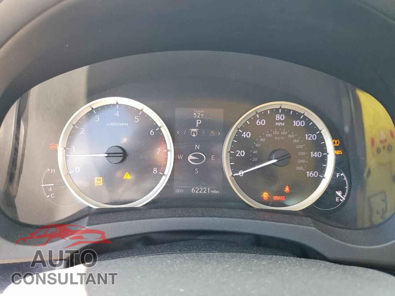 LEXUS IS 2015 - JTHCF1D24F5028701