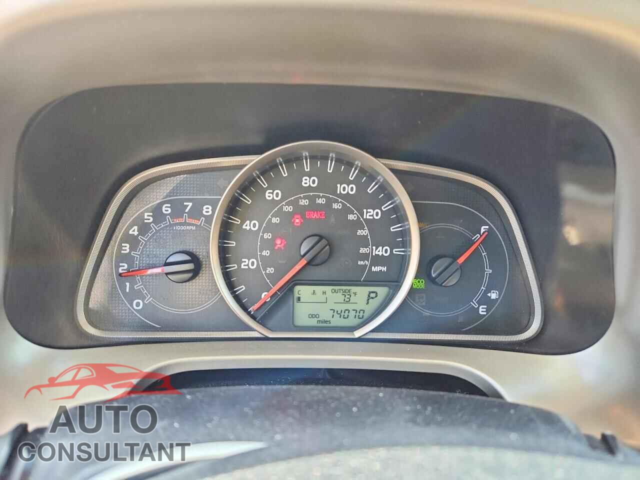 TOYOTA RAV4 2015 - JTMRFREV5FJ032816