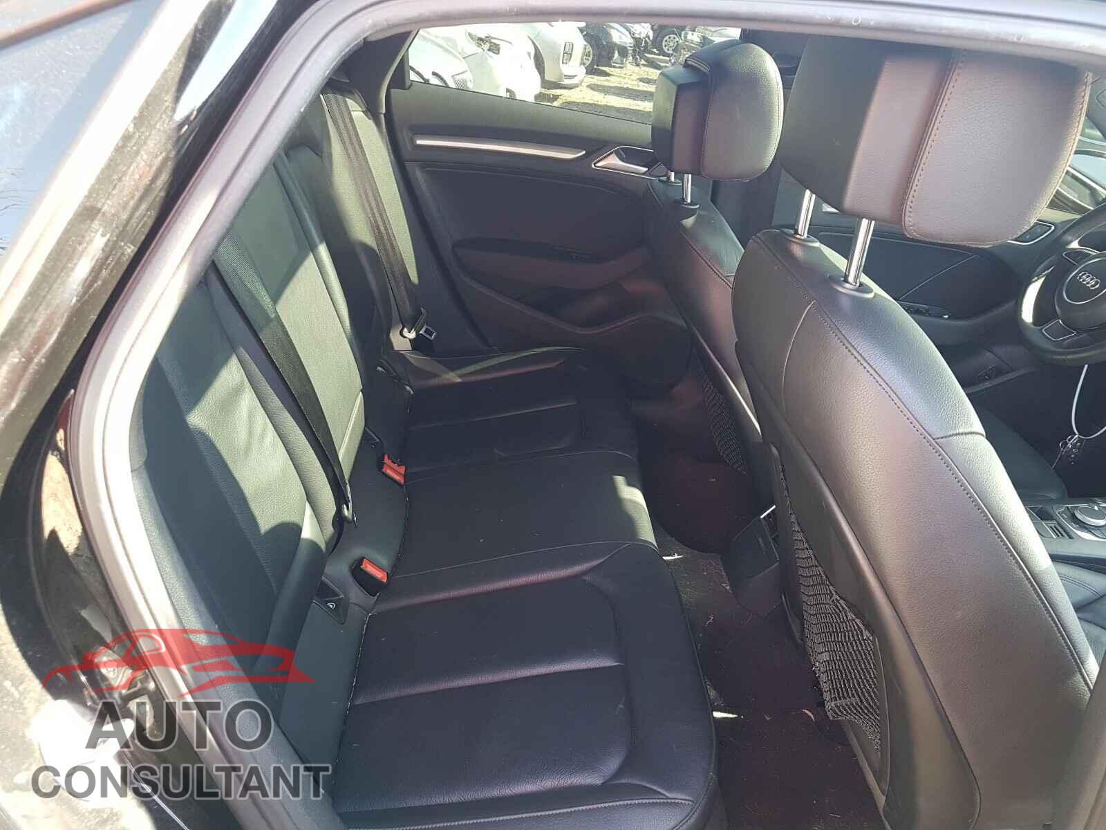 AUDI A3 2016 - WAUA7GFF2G1065678