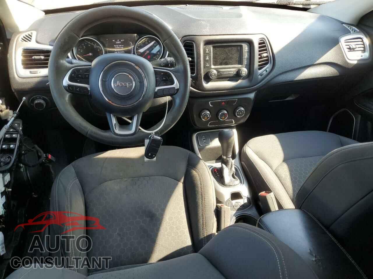 JEEP COMPASS 2018 - 3C4NJCAB1JT486696
